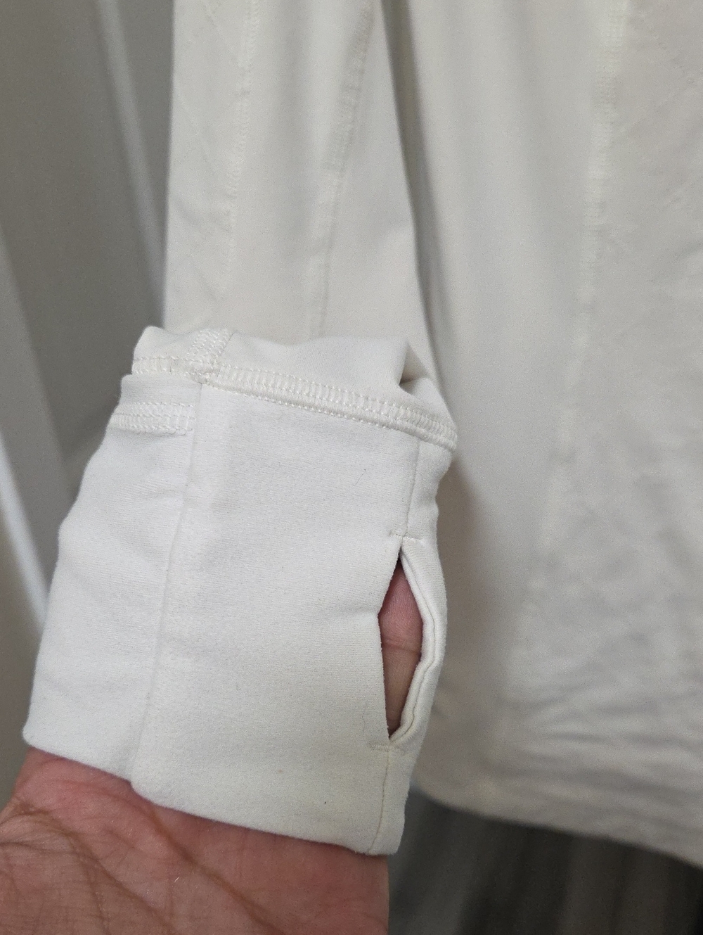 Lululemon White Quarter-Zip Pullover Long Sleeve Thumbhole Athletic Running Top - Picture 5 of 8